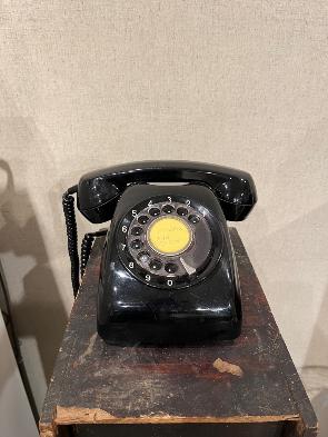 黒電話の画像