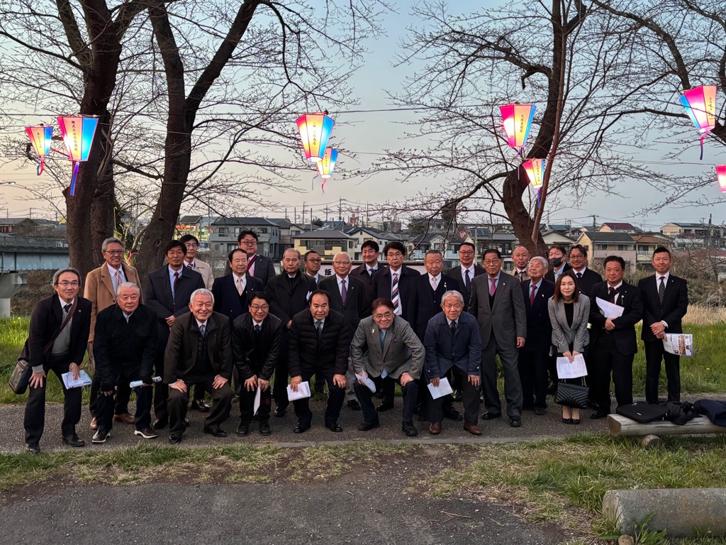 飯能ライオンズクラブ桜並木ぼんぼり点灯式の画像