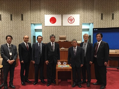 長崎県島原市議会の方々の写真