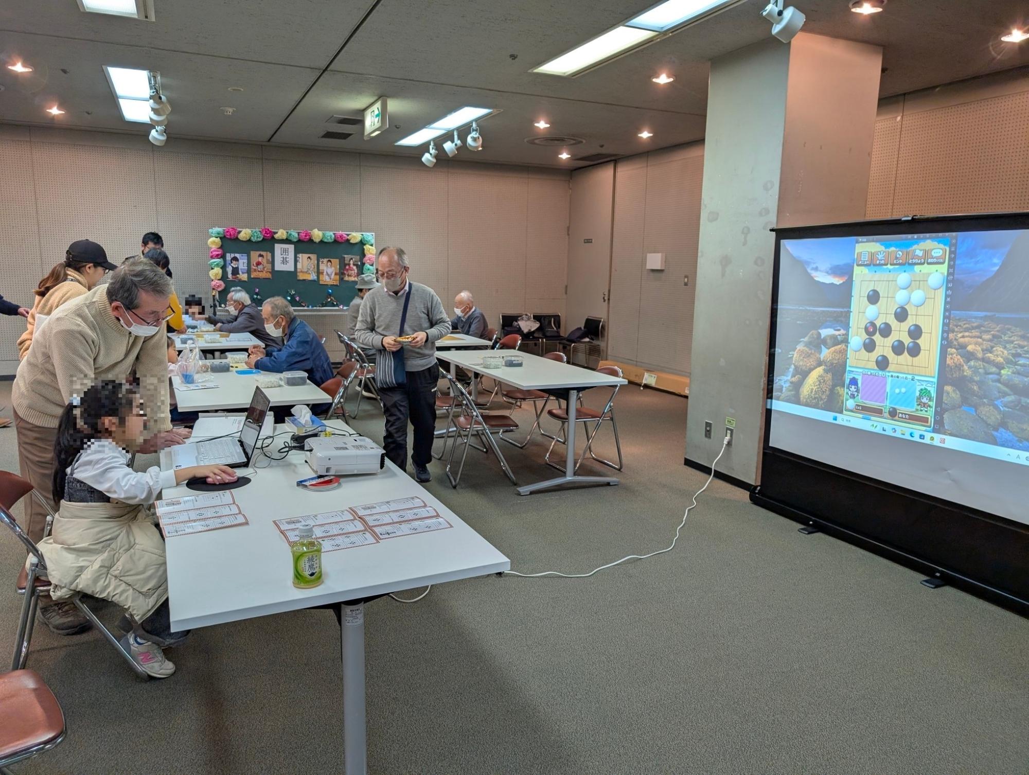 体験ブース囲碁体験の様子