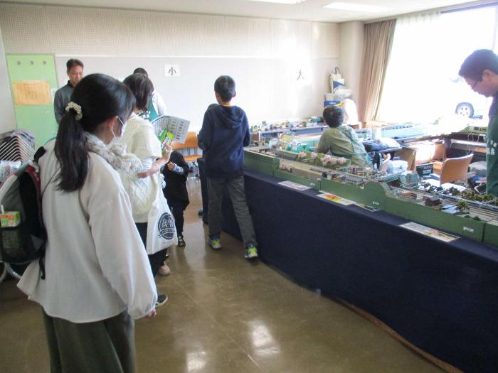 精明地区文化祭(作品展示会)の会場の様子の写真 その3