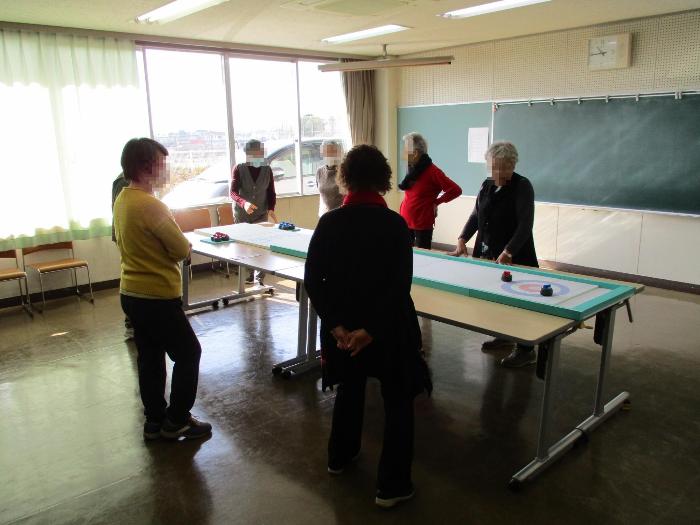 カーレットを楽しむ参加者の写真 その2