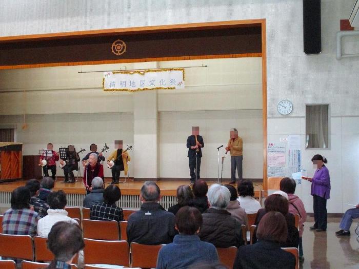 「紅花会」発表の写真