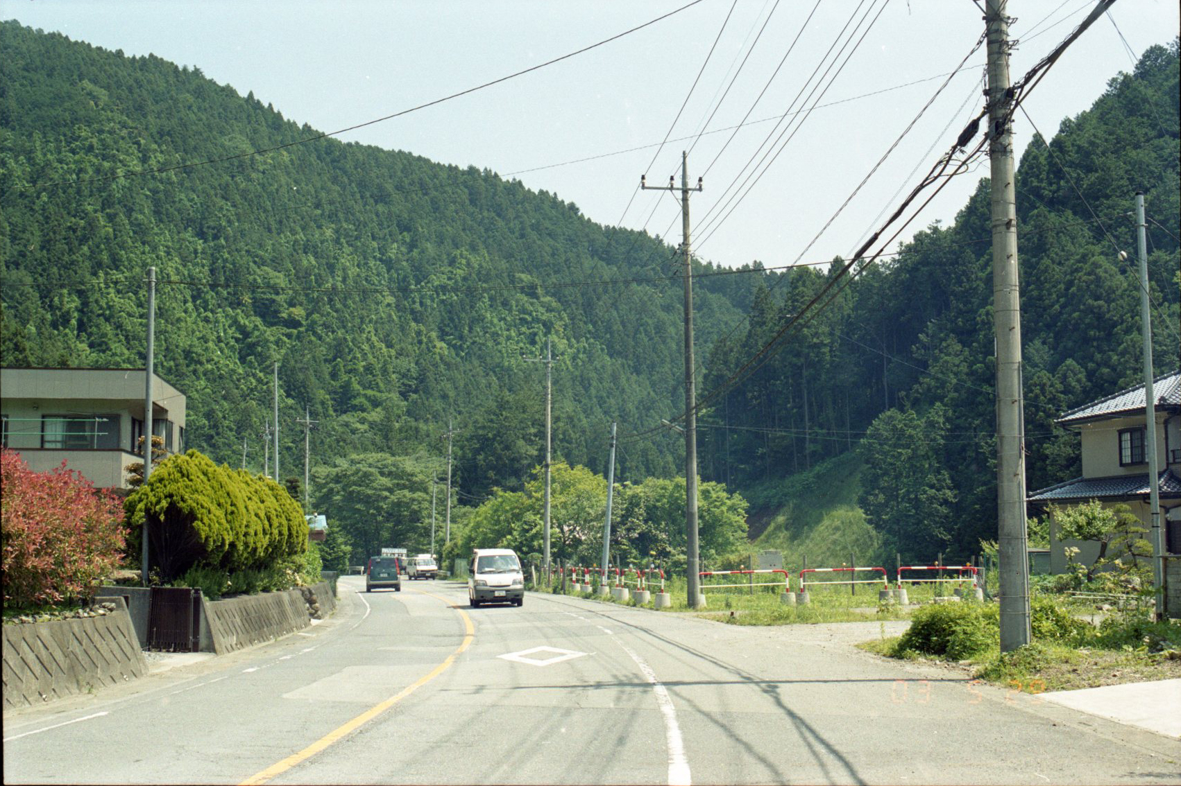 大字赤沢・鹿戸の新道完成前[平成15(2003)年] 赤沢727付近より